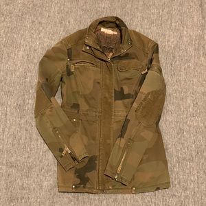 Triple Five Soul - Camouflage and corduroy jacket. Barely worn!